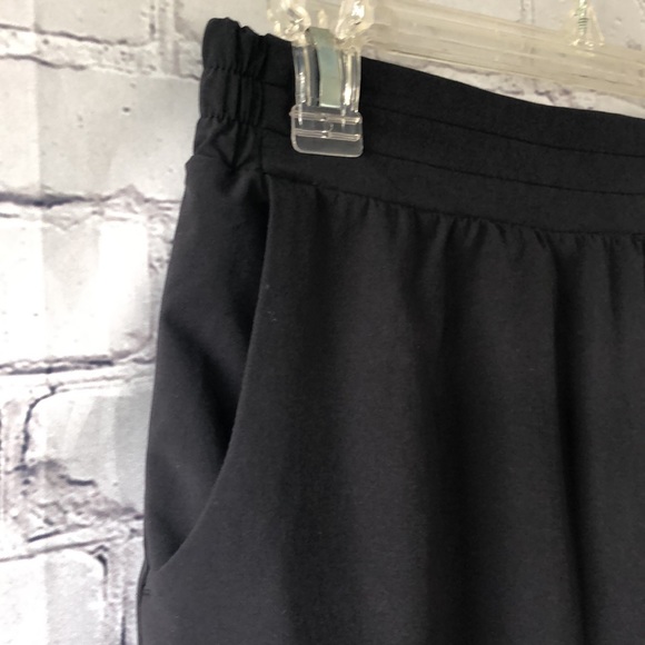 Athleta Black Stellar Skirt/Skort Curved Hem Sz S - Picture 4 of 12